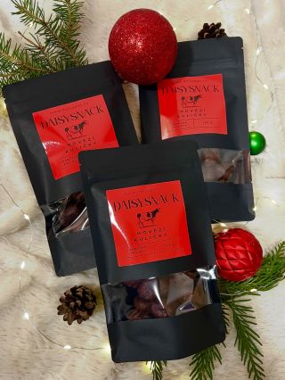 DaisySnack Hovězí kuličky 100 g – kvalitní pamlsek z hovězího masa, ideální jako odměna nejen při výcviku 🥰. Chutné,...